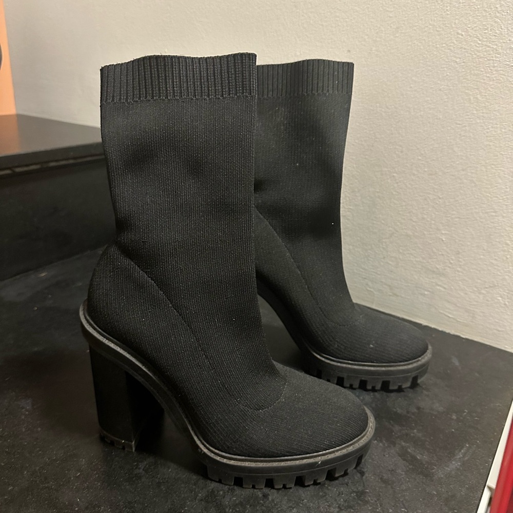 Zara Black Heeled Boots with Chunky Sole
